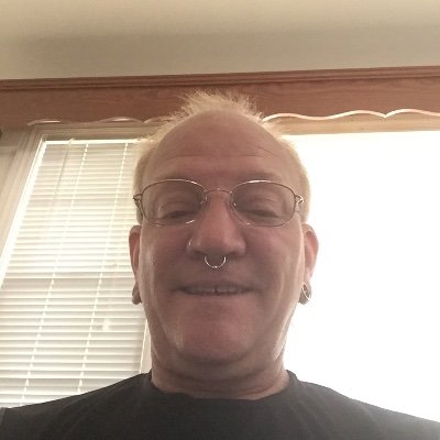 Profile Picture of ROBERT CARMACK (@HOPSINGBOB) on Twitter