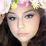 Profile Picture of Crystal Buenrostro🌸 (@crystalbuen) on Instagram