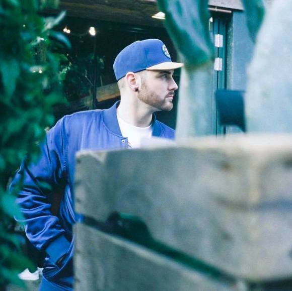 Profile Picture of Erick Hendrickson (@erickhend) on Poshmark