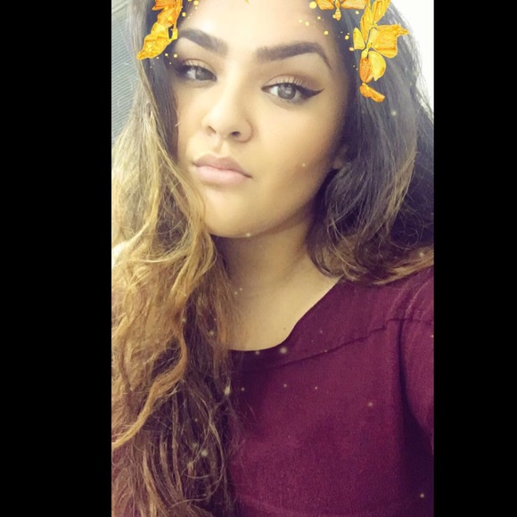 Profile Picture of Nancy Toscano (@ntoscano96) on Poshmark