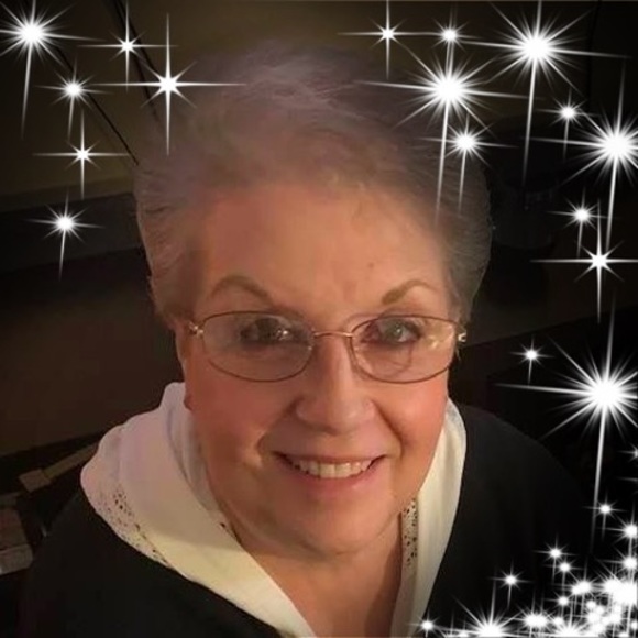 Profile Picture of Judi Mccoskery (@mccoskery) on Poshmark