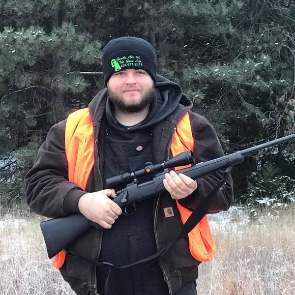 Profile Picture of Zach Miller (@zaxworld) on Poshmark