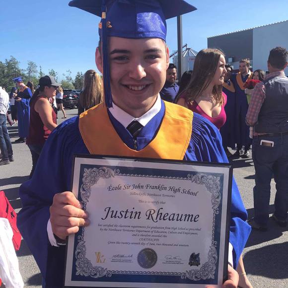 Profile Picture of Justin Rheaume (@justinrheaume) on Poshmark