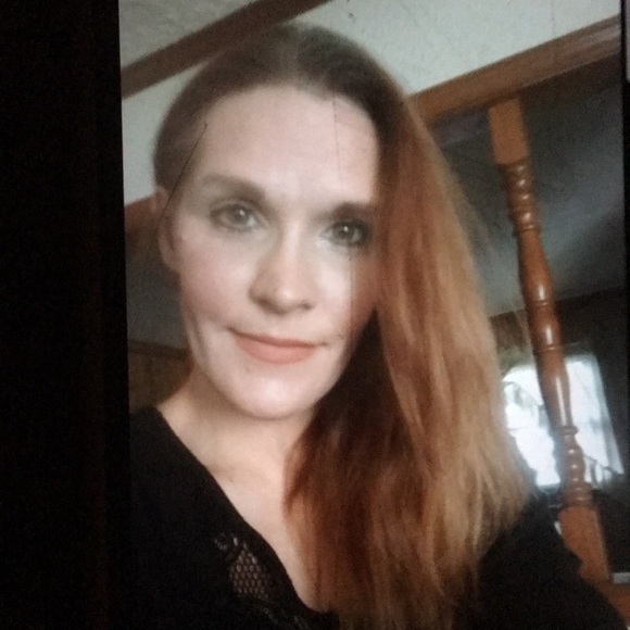 Profile Picture of Tammy Daday (@tammydaday73) on Poshmark
