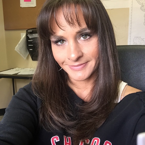 Profile Picture of Sara Mcley (@saramcley) on Poshmark