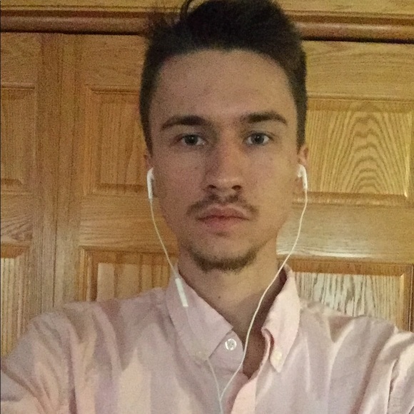 Profile Picture of Jake Kelley (@red_3) on Poshmark