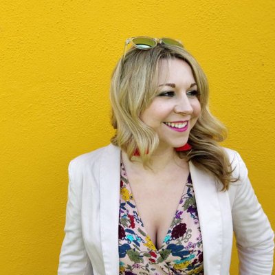 Profile Picture of Emily Dawe (@editbyemily) on Twitter