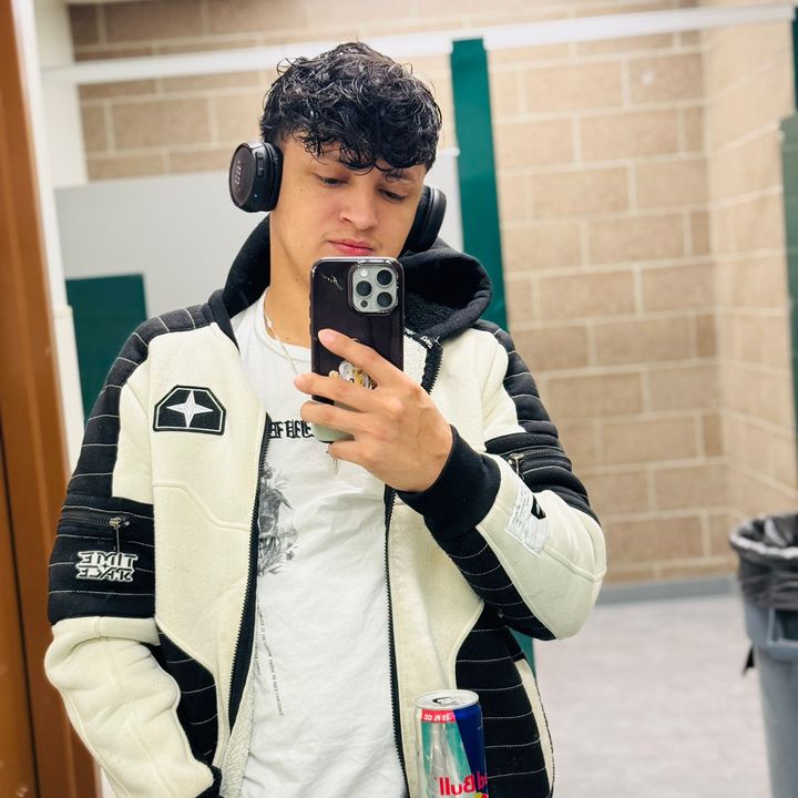 ⚓️Alexander🇳🇮😻AA😉ED - Tiktok Profile Picture of ⚓️Alexander🇳🇮😻AA😉ED (@alexanderhd0204) on Tiktok