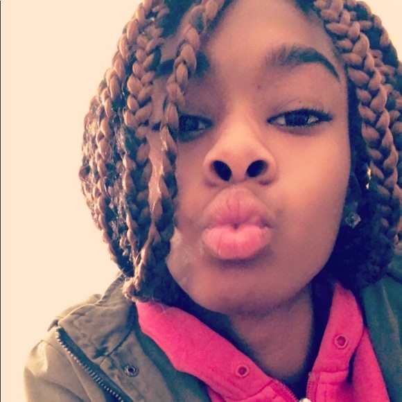 Profile Picture of Mya Jones (@mya_1350) on Poshmark