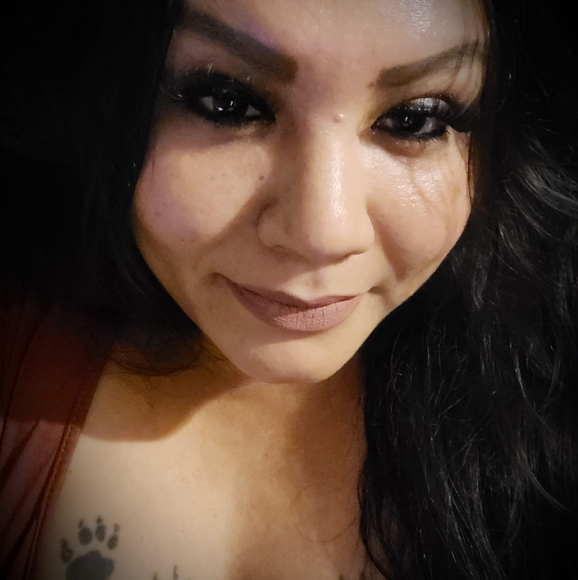Profile Picture of Azelynreynald Caravalhoacosta (@racax6) on Poshmark