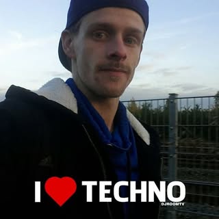 Dennis Köser - Instagram Profile Picture of Dennis Köser (@denniskoser) on Instagram