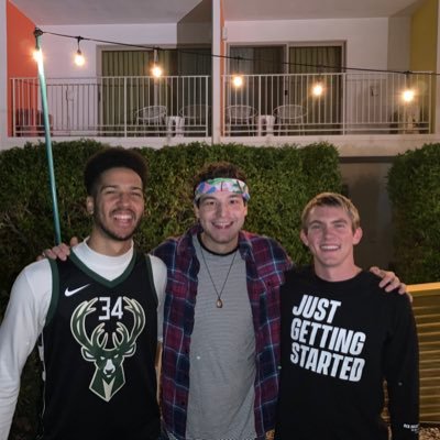 Profile Picture of Gary Matthew Livingston (@GareBear1621) on Twitter