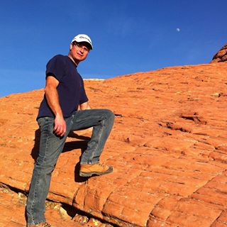 Profile Picture of David Bochner (@david.bochner.9) on Facebook