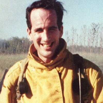 Profile Picture of Steve Schwartz (@lionman1898) on Twitter