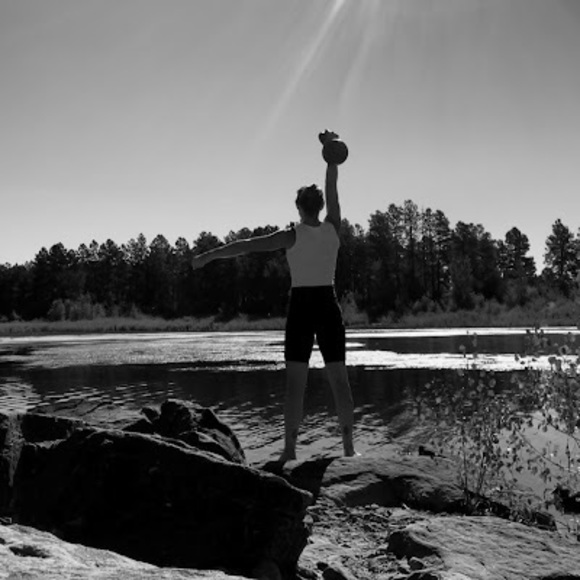 Profile Picture of Amanda Neighbors (@arneighbors17) on Poshmark