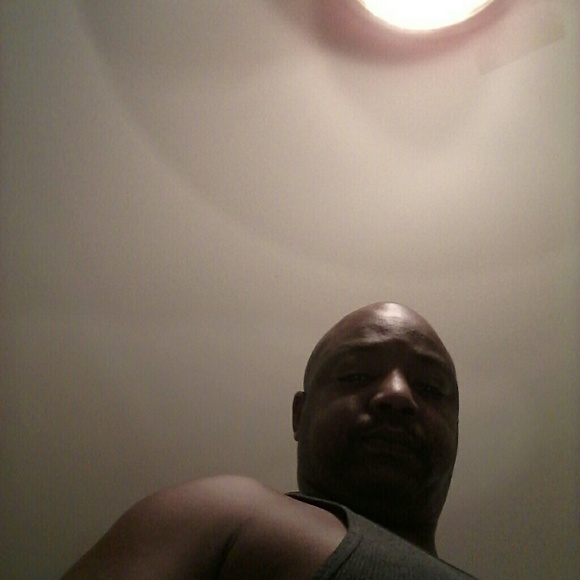 Profile Picture of Kornell Joseph (@sirphat) on Poshmark