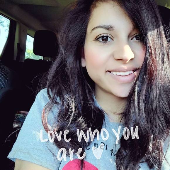 Profile Picture of Katelyn Harmon (@katenharmon524) on Poshmark