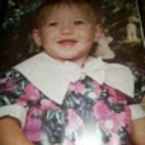 Profile Picture of Krystin Baumgaertel (@kbaumgaertel) on Poshmark