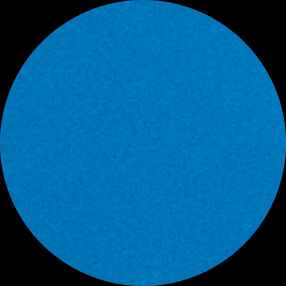 Profile Picture of Lucy Tolmich (@lucytol) on Poshmark