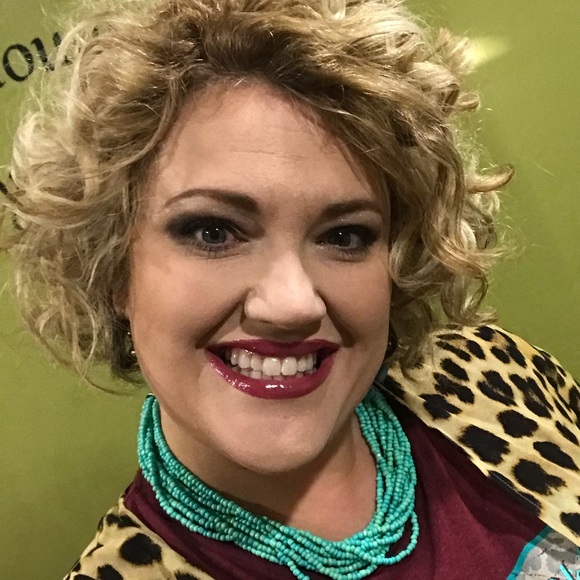 Profile Picture of Sheree Cox (@scox80) on Poshmark