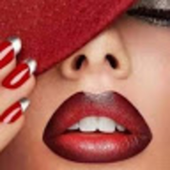 Profile Picture of Nancy Pereira (@maldonadon27) on Poshmark