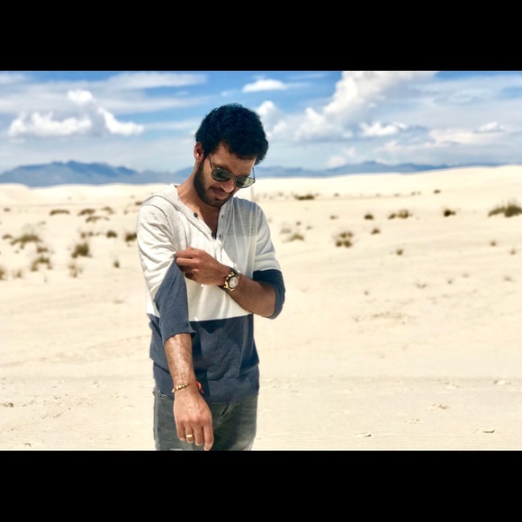 Profile Picture of Thar Shith (@tharshithk) on Poshmark