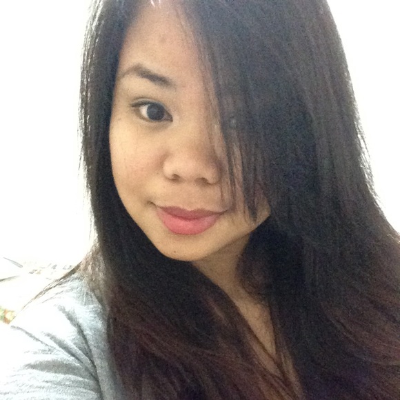 Profile Picture of Jen Camby (@lincubus13) on Poshmark