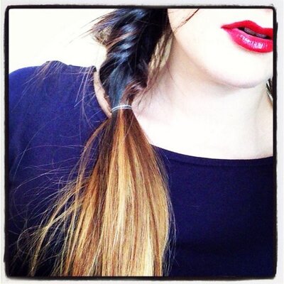Profile Picture of Elizabeth Keeling (@lizziekeeling) on Twitter