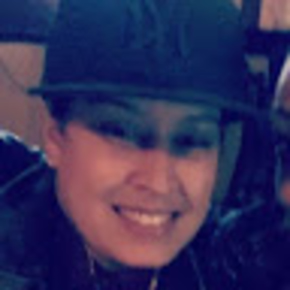 Profile Picture of Linette Rivera (@lboogie2flyy) on Poshmark