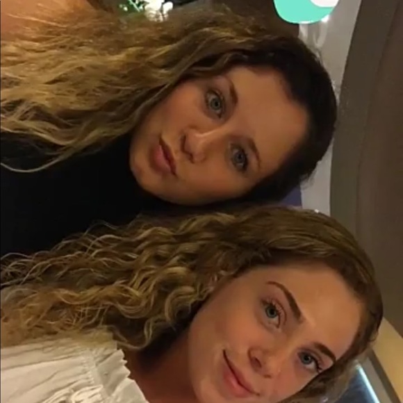 Profile Picture of Dana Jacobucci (@djacobucci) on Poshmark