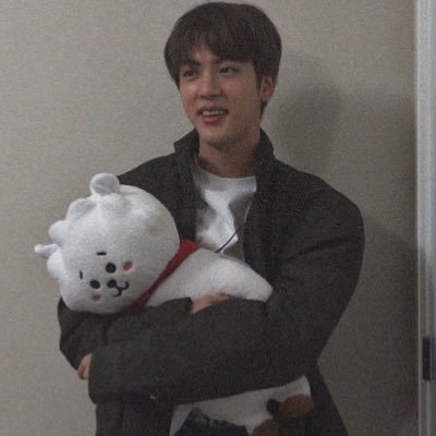 Profile Picture of 𝗙𝗿𝗮𝗻 ᴸᴼᵛᴱˢ ᵁᵀᴼᴾᴵᴬ 🇨🇱 (@__seokjinmoon__) on Twitter