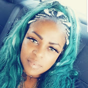 Profile Picture of Jacqueline Page (@jacquelinedpage) on Youtube