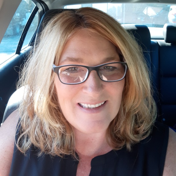 Profile Picture of Christine Cheney (@cacheney54) on Poshmark
