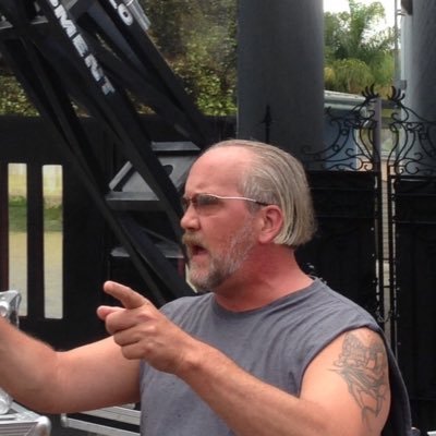Profile Picture of Michael Knobbeon Twitter