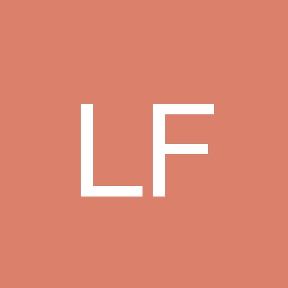 Profile Picture of Lydia Festerling (@lfesterling) on Poshmark