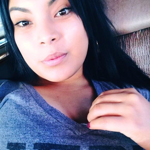 Profile Picture of Edith Castellanos (@edith1993_) on Poshmark