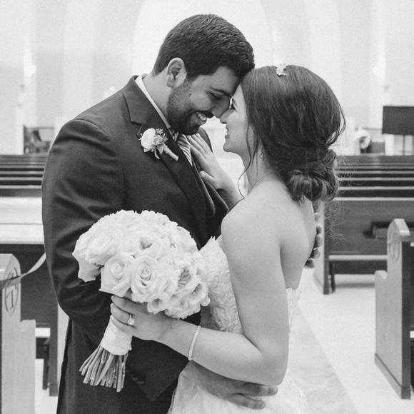 Profile Picture of Scarlett Batarse (@scarbatar) on Poshmark