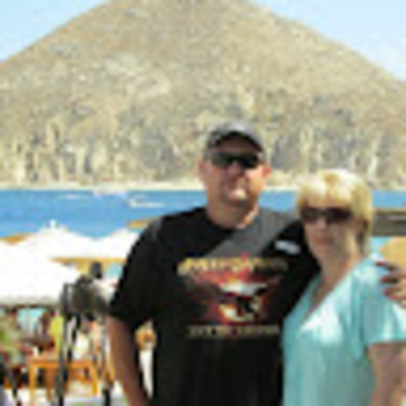 Profile Picture of Kimberly Stecklein (@kstecklein42) on Poshmark