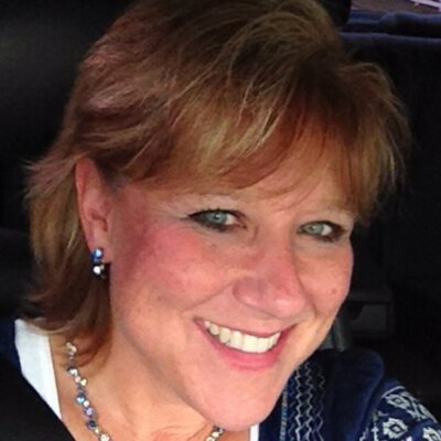 Profile Picture of Anne Kennedy (@indyirishamk) on Twitter