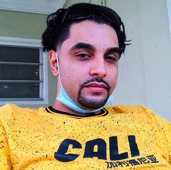 Profile Picture of Moises Ochoa (@moisesochoa29) on Poshmark