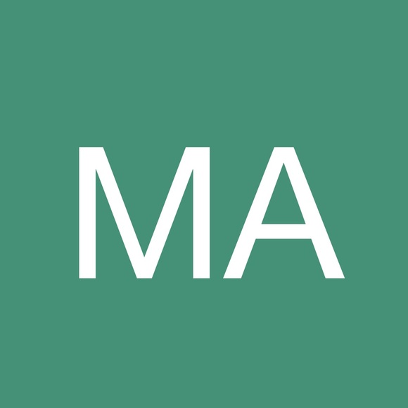 Maha Akkouche - Poshmark Profile Picture of Maha Akkouche (@mahaakkouche) on Poshmark