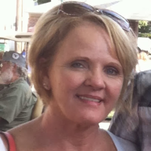 Profile Picture of Cheryl Bryant (@cheryl2887) on Poshmark