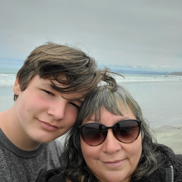 Ruth Maslonka - Poshmark Profile Picture of Ruth Maslonka (@logansnanah) on Poshmark