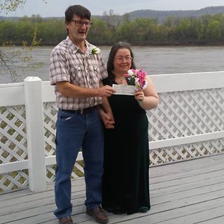 April Dyer - Facebook Profile Picture of April Dyer (@april.skaggs.79) on Facebook