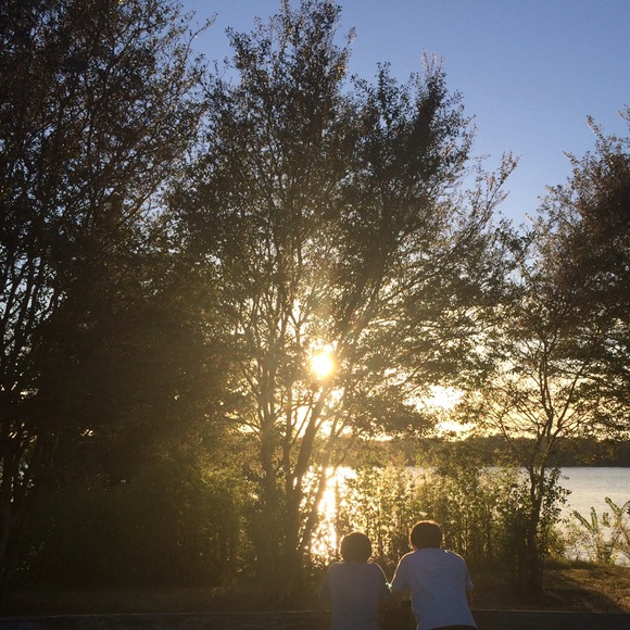 Profile Picture of Amy Iovinelli (@amyiov) on Poshmark