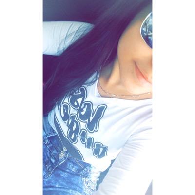 Monica Segarra:3 - Twitter Profile Picture of Monica Segarra:3 (@MonicaRiggs141) on Twitter