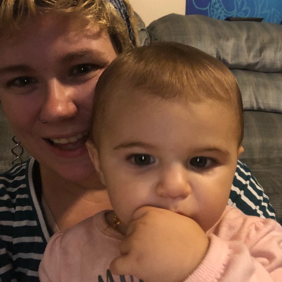 Profile Picture of Kimmy Roam (@kimmy_roam) on Poshmark