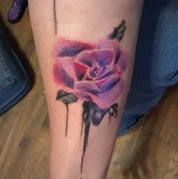 Profile Picture of Kim Dmochowski-kenyon (@krkenyon68) on Poshmark