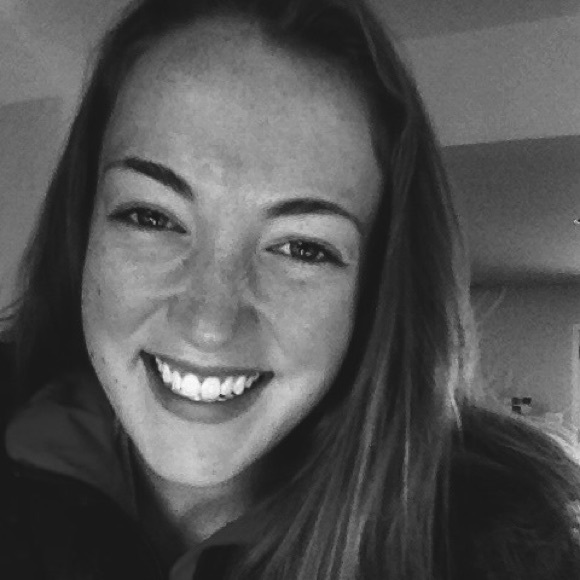 Profile Picture of Sammie Kearney (@sammiek95) on Poshmark