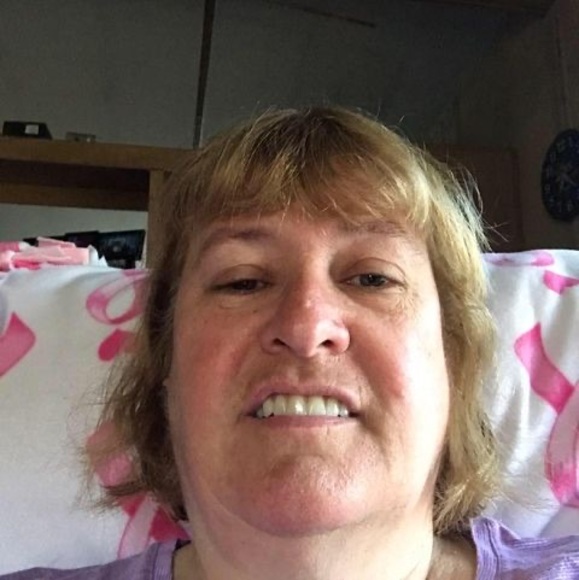 Lynn case Vaillancourt - Poshmark Profile Picture of Lynn case Vaillancourt (@jghotty24) on Poshmark